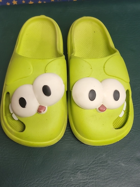 Other - Kids' Fun Eye Character Slip-On Sandals - Lime Green